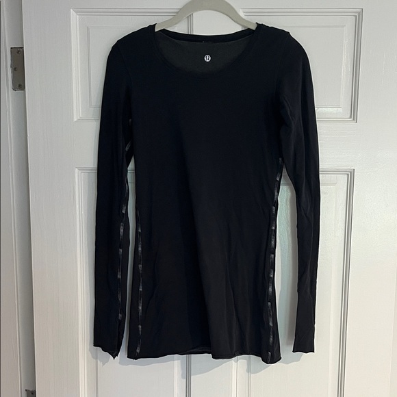 Lululemon Reversible Long Sleeve Top - Picture 1 of 7